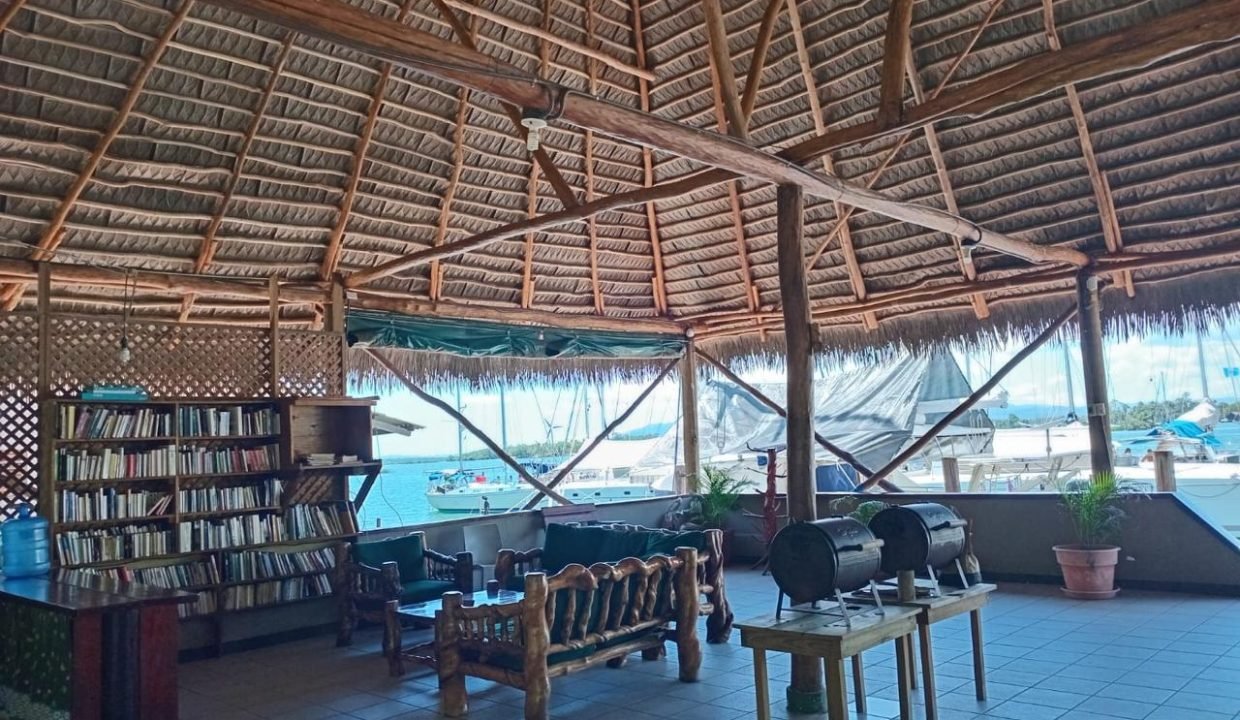 Casa en Rio Dulce Acceso Directo a Supermercado y Ambiente Familiar Rio Dulce (20)