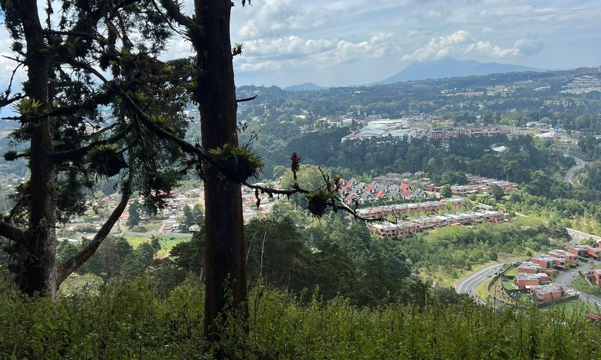 Terreno en El Tabacal Santa Catarina Pinula Vista a Volcanes y Lago Guatemala (4)