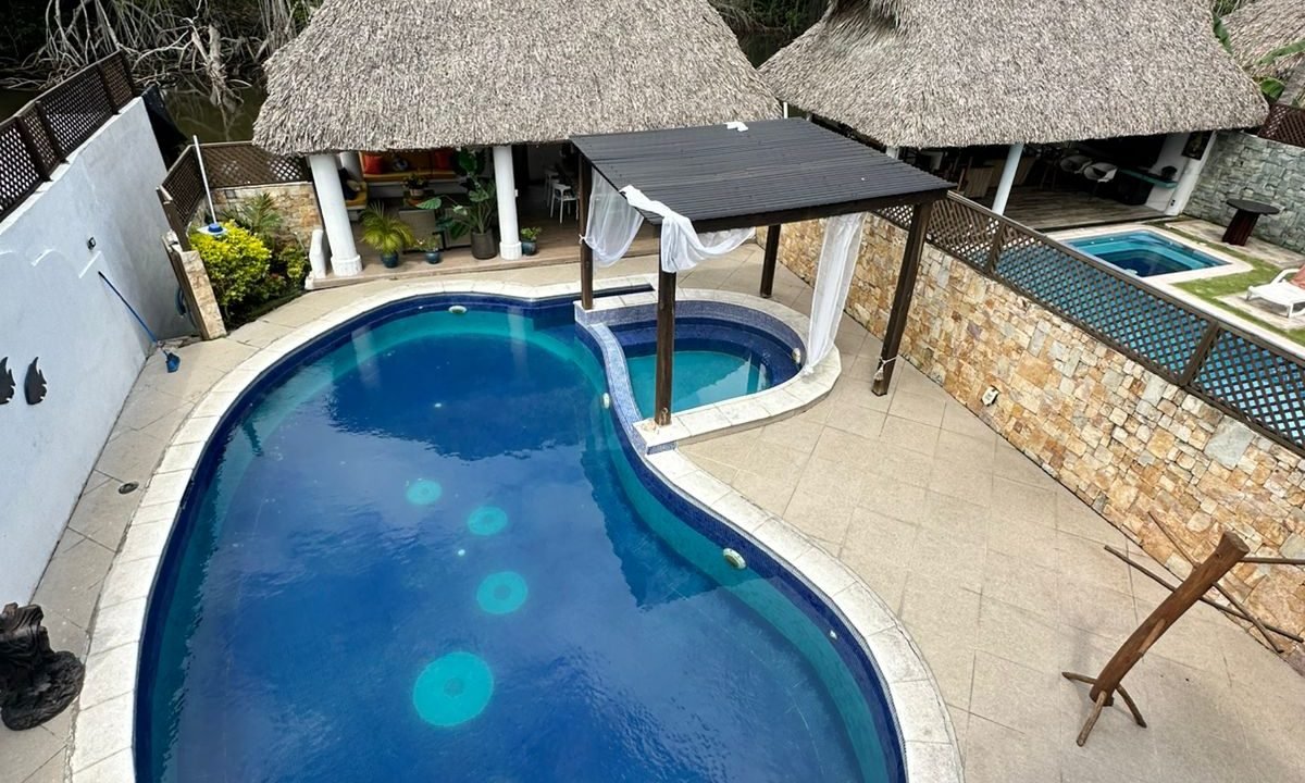 Casa Remodelada en Likin Acceso a Canal Monterrico (14)