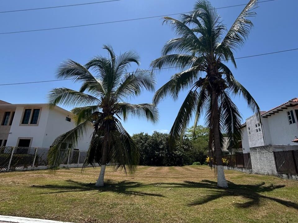 Terreno en Seaside, Chulamar Salida al Mar y Casa Club Chulamar (1)