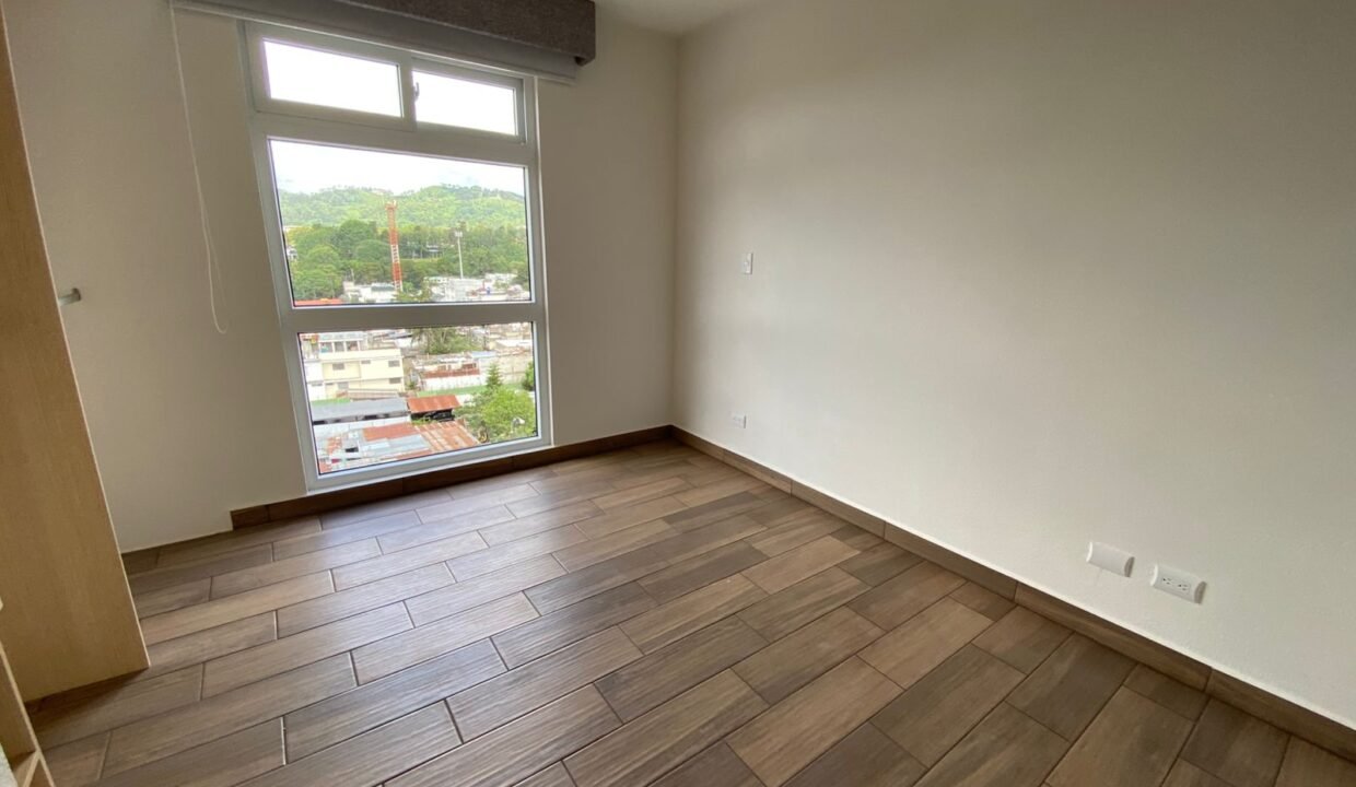 Apartamento en Zona 16 Edificio con Terraza y Gimnasio Guatemala (11)