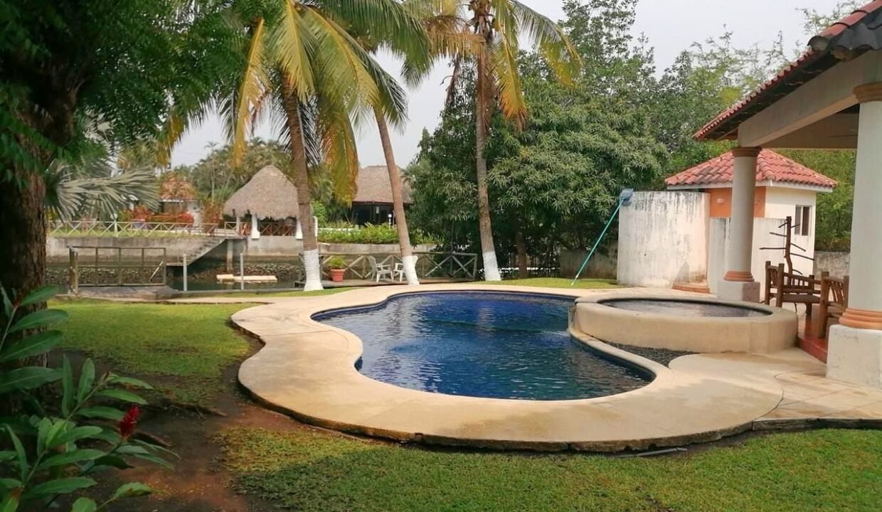 Casa en San Marino Acceso a Canal, Piscina, Jacuzzi (3)