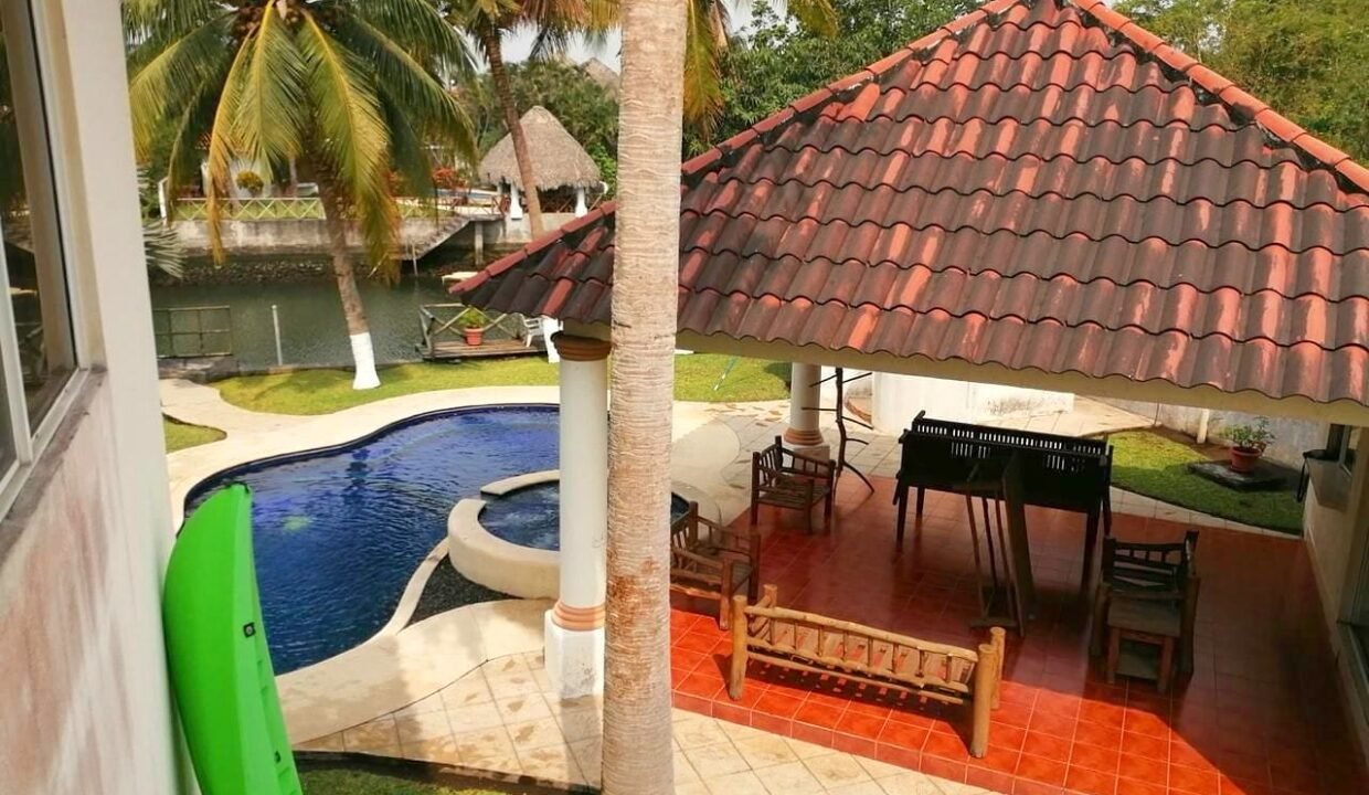 Casa en San Marino Acceso a Canal, Piscina, Jacuzzi (5)