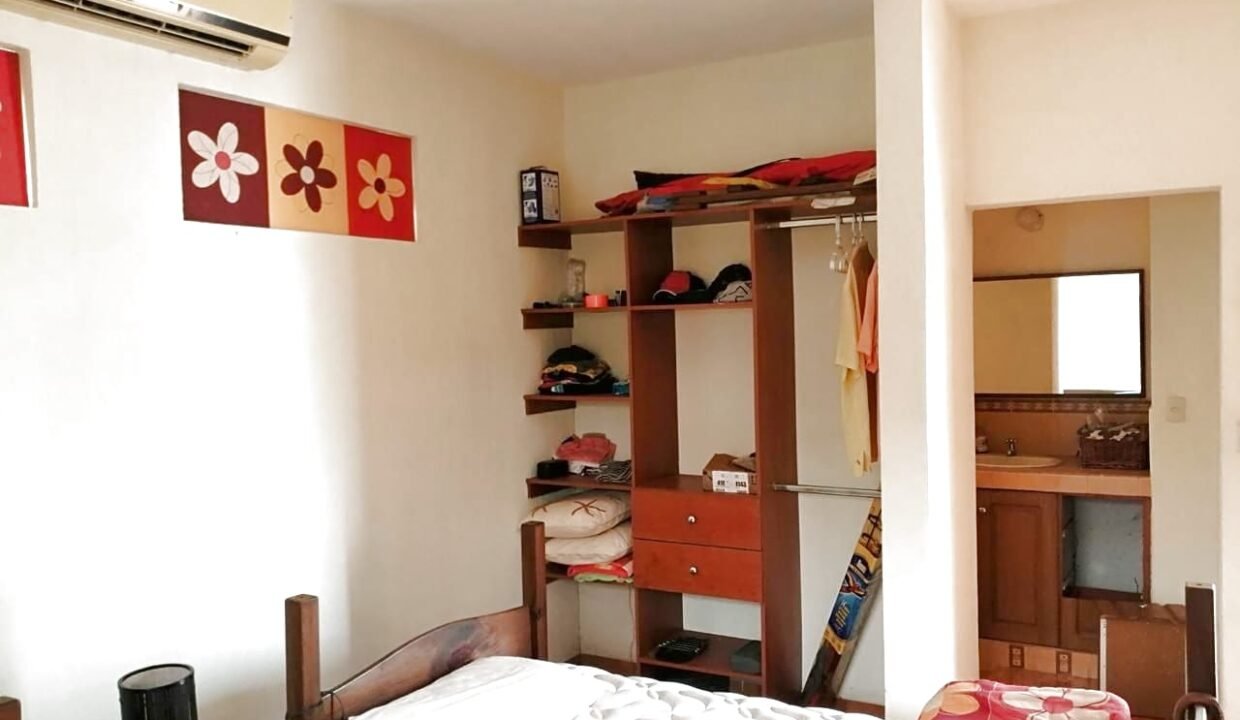 Casa en San Marino Acceso a Canal, Piscina, Jacuzzi (8)