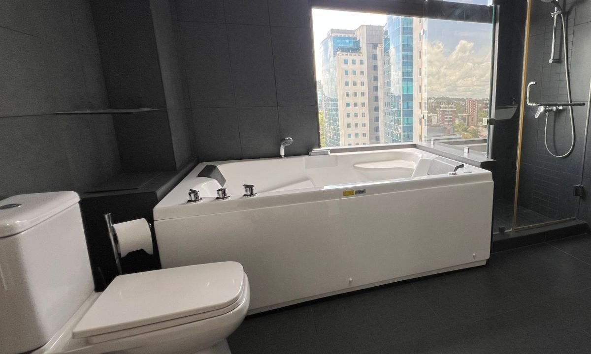 Penthouse en Zona 10 Amplio Balcón y Preciosa Vista a la Ciudad Ciudad de Guatemala (10)