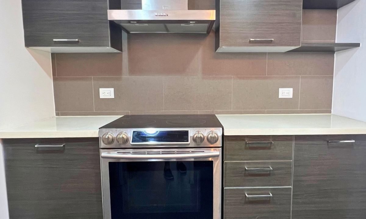 Penthouse en Zona 10 Amplio Balcón y Preciosa Vista a la Ciudad Ciudad de Guatemala (18)