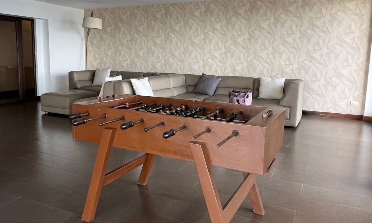 Penthouse en Zona 10 Amplio Balcón y Preciosa Vista a la Ciudad Ciudad de Guatemala (2)