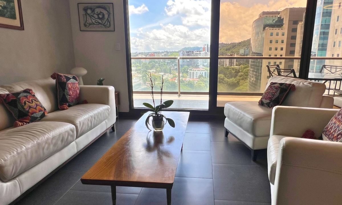 Penthouse en Zona 10 Amplio Balcón y Preciosa Vista a la Ciudad Ciudad de Guatemala (20)