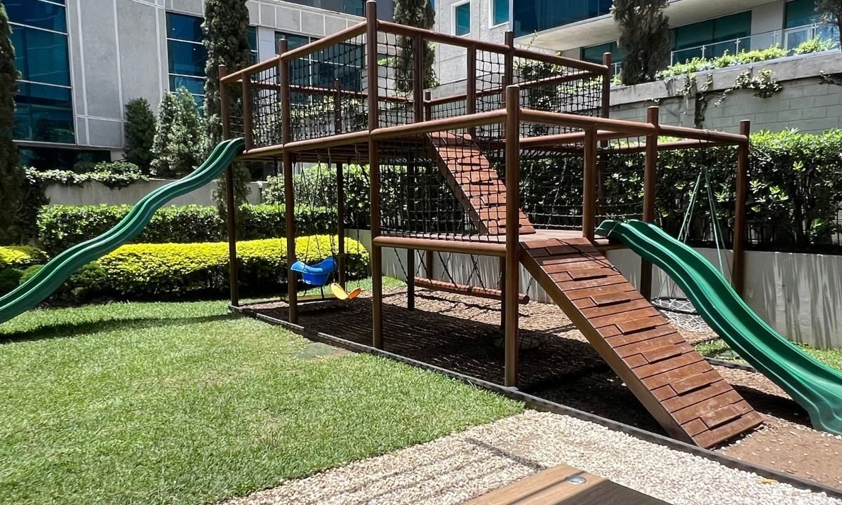 Penthouse en Zona 10 Amplio Balcón y Preciosa Vista a la Ciudad Ciudad de Guatemala (3)