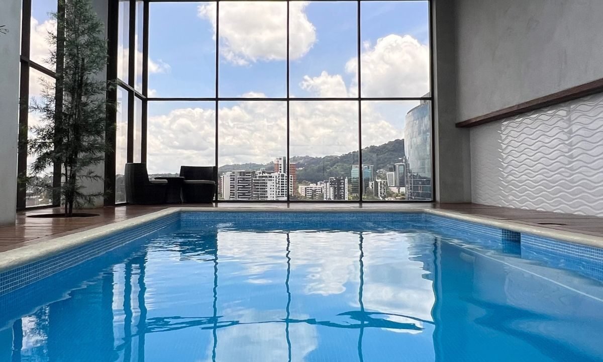 Penthouse en Zona 10 Amplio Balcón y Preciosa Vista a la Ciudad Ciudad de Guatemala (5)