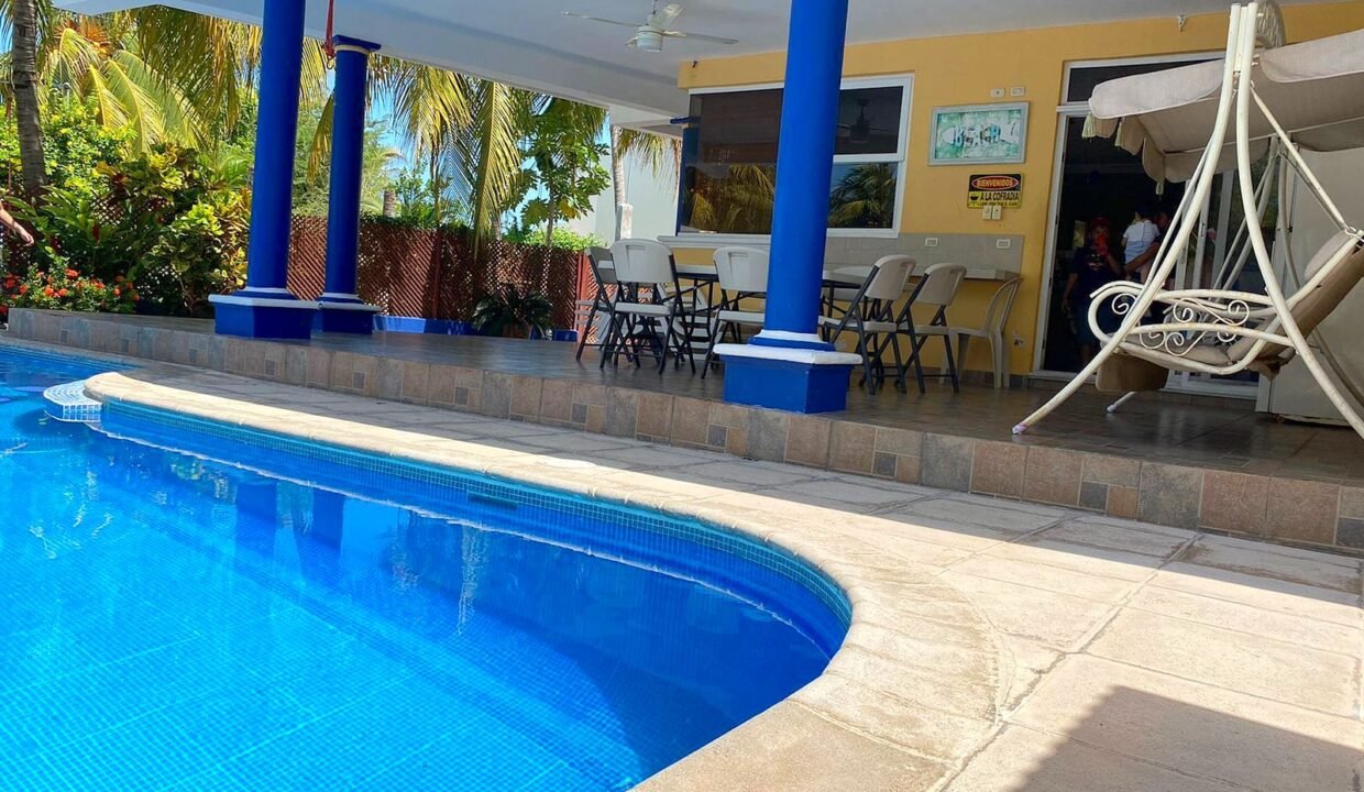 Casa de Playa en Condominio Exclusivo Salida Privada al Mar Amueblada (10)