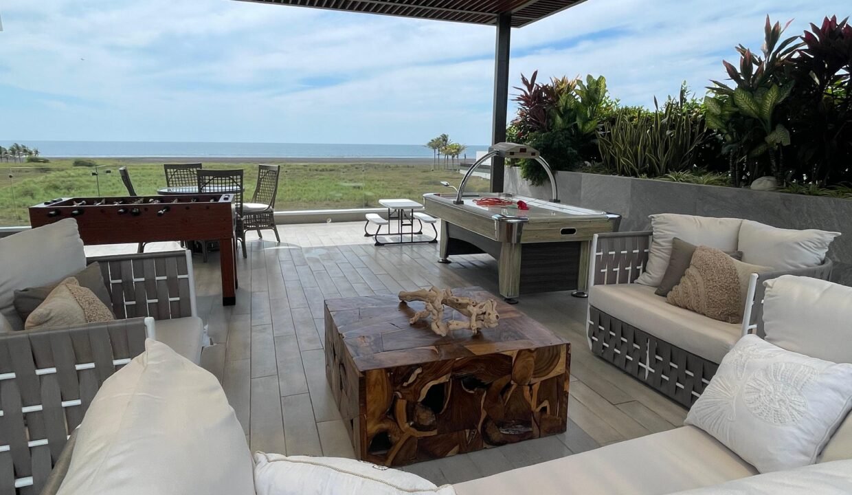 casa en venta en juan gaviota marina del sur con deck jacuzzi piscina vistas lujo (2)