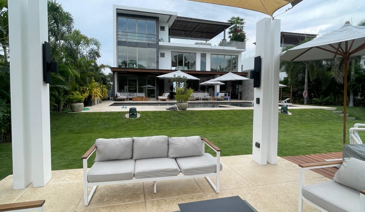casa en venta en juan gaviota marina del sur con deck jacuzzi piscina vistas lujo (3)
