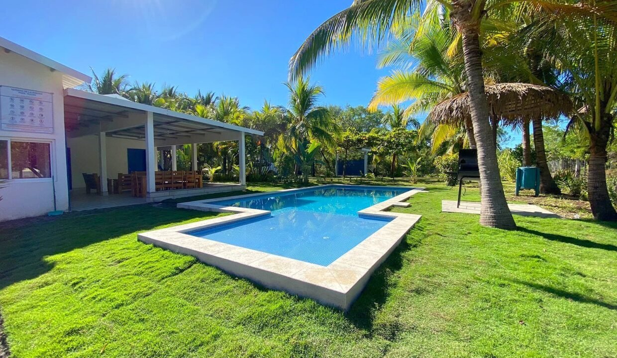 Casa en Hawaii Dos Terrenos El Cebollito Guatemala (14)