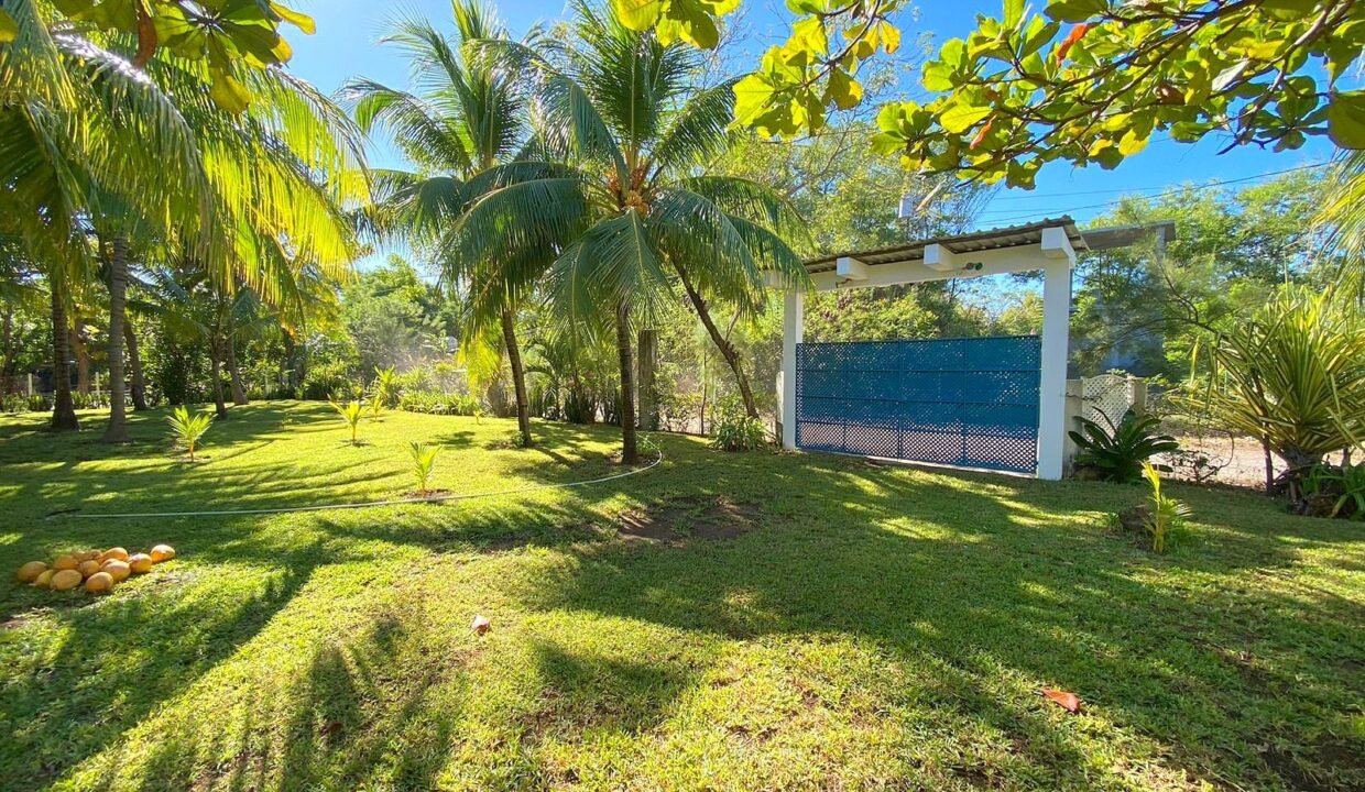 Casa en Hawaii Dos Terrenos El Cebollito Guatemala (29)