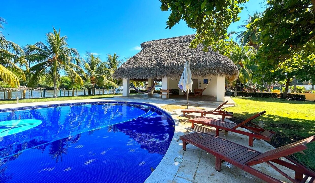 Apartamento en Buena Vista Acceso a Piscina y Restaurante Iztapa (11)