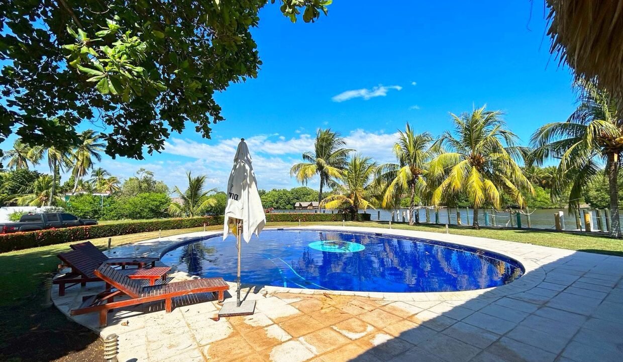 Apartamento en Buena Vista Acceso a Piscina y Restaurante Iztapa (12)