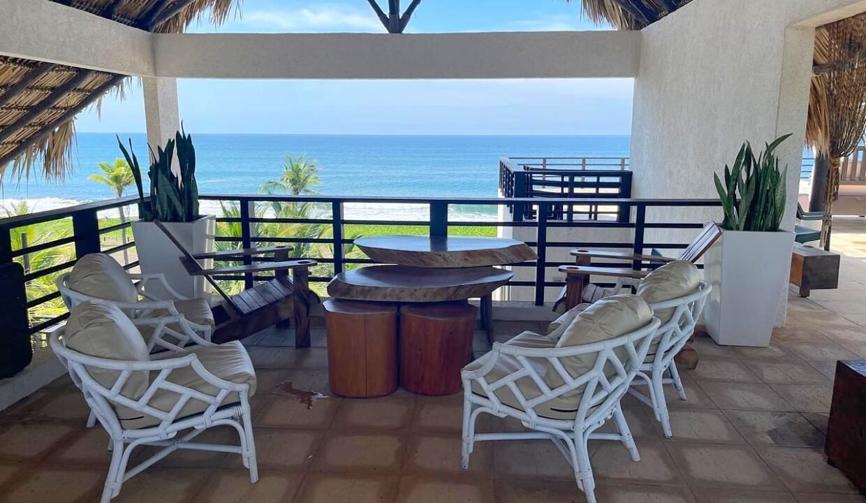 Casa en Blanc Frente al Mar Ricardo Fish Real Estate (27)