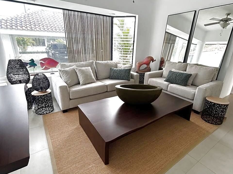 Casa en Punta Vela Muelle y Canal (10)