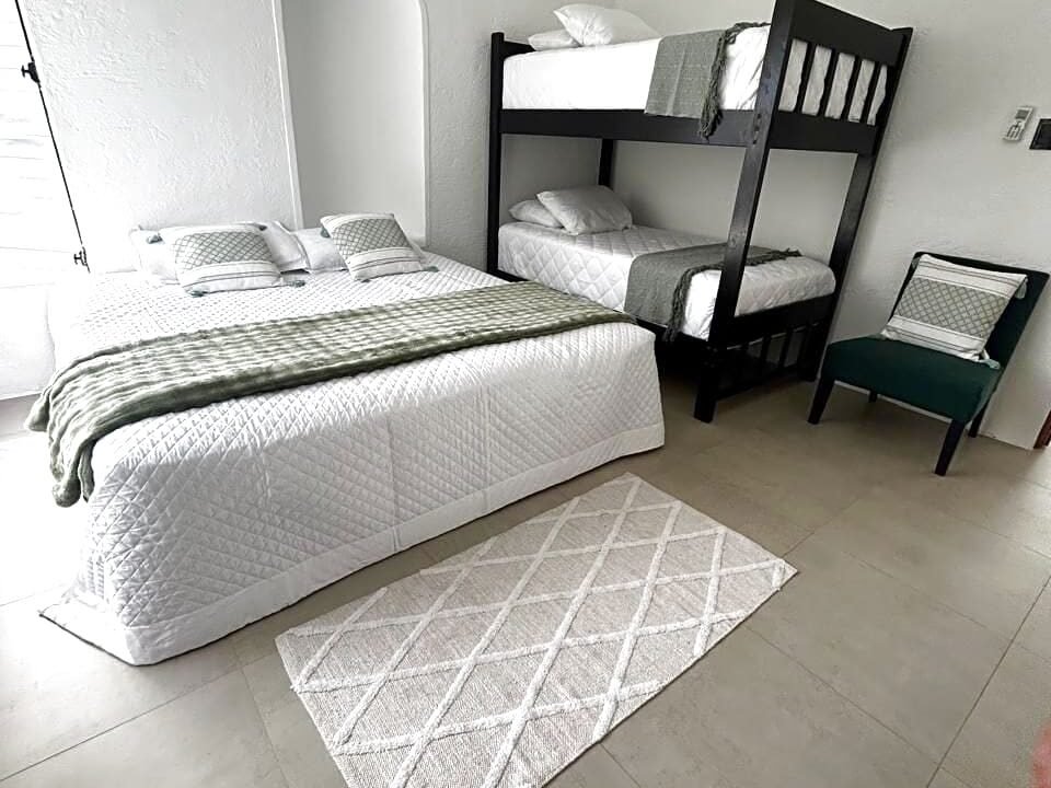 Casa en Punta Vela Muelle y Canal (14)