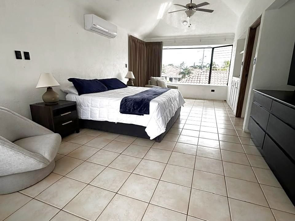 Casa en Punta Vela Muelle y Canal (5)