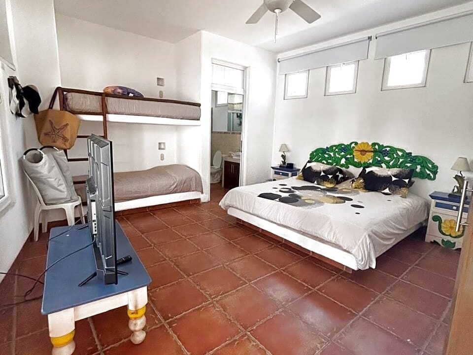 Casa en San Marino 2 Frente al Canal Ricardo Fish Real Estate (10)