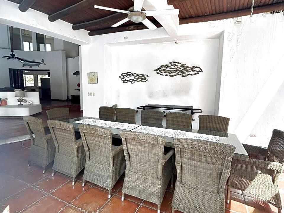 Casa en San Marino 2 Frente al Canal Ricardo Fish Real Estate (3)