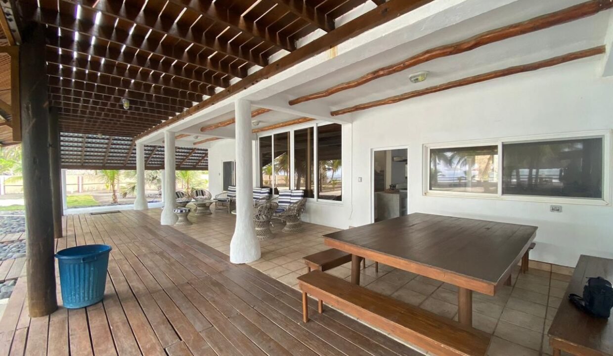 Casa en Venta Frente al Mar (19)