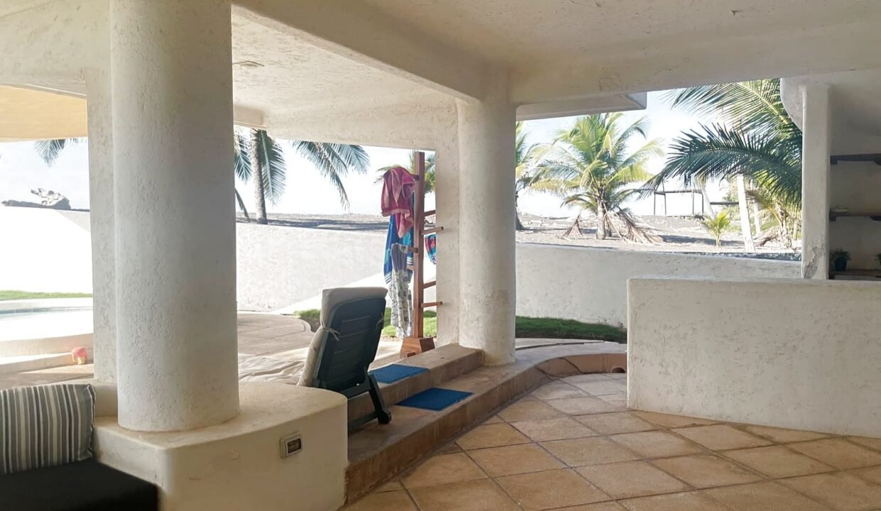 Casa en Waikiki Frente al Mar y Piscina (10)