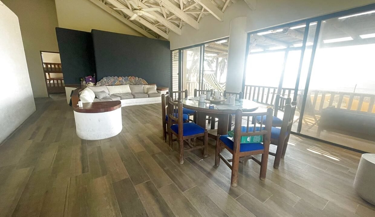 Casa en Waikiki Frente al Mar y Piscina (18)