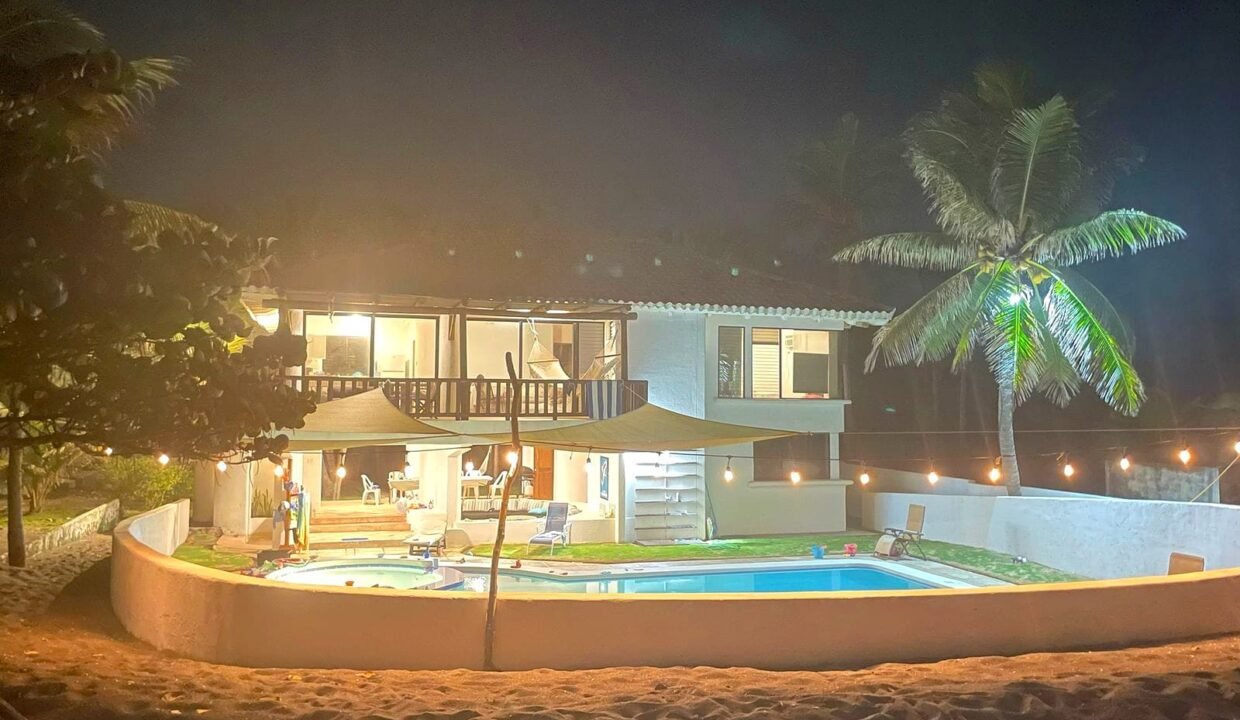 Casa en Waikiki Frente al Mar y Piscina (32)