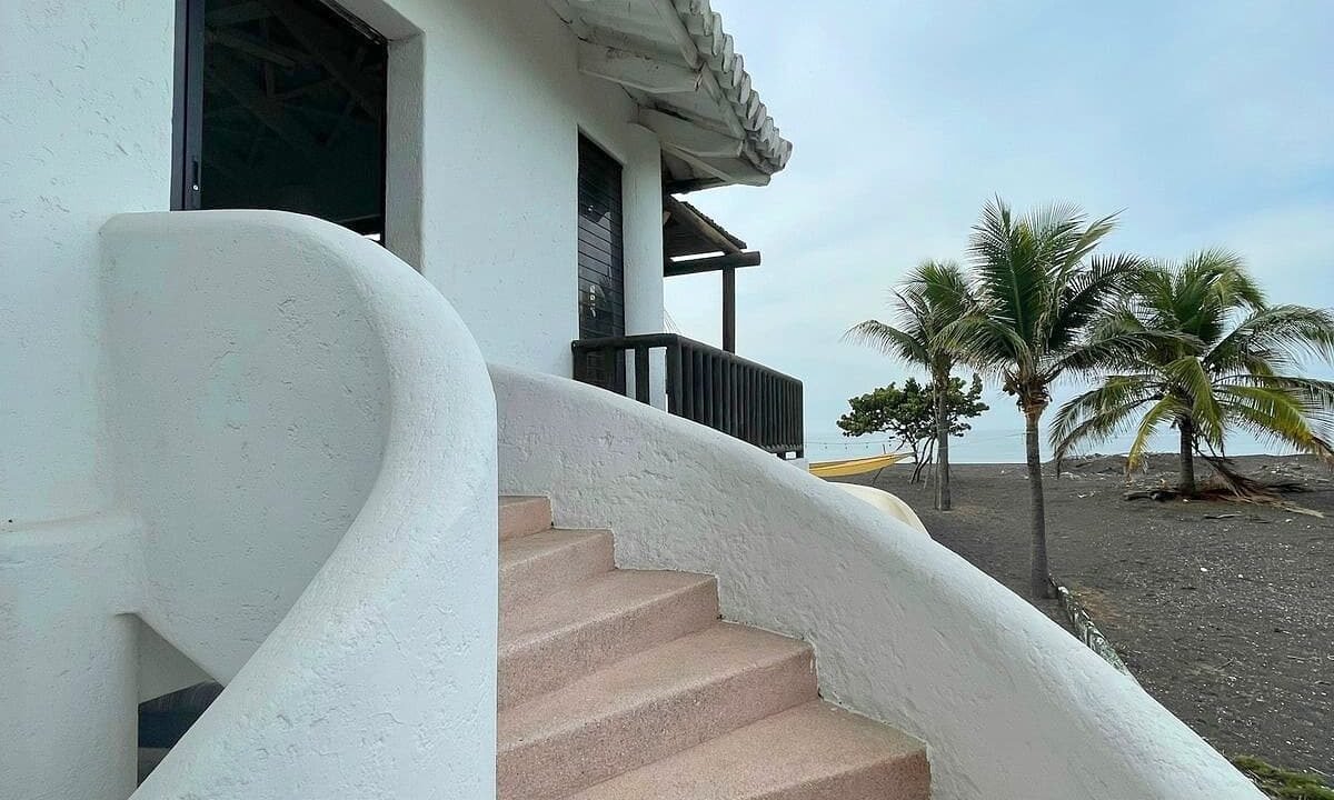 Casa en Waikiki Frente al Mar y Piscina (35)