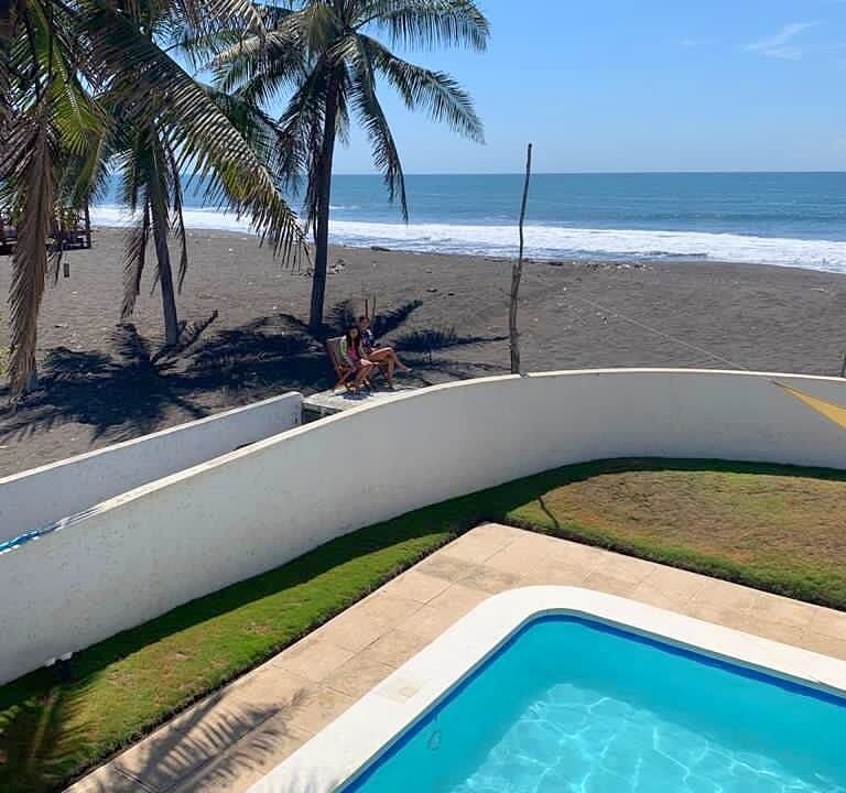 Casa en Waikiki Frente al Mar y Piscina (46)