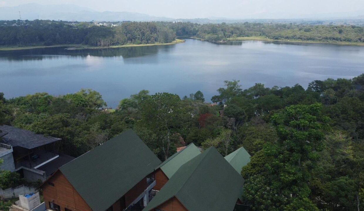 Cabaña en Laguna del Pino Vista al Lago Opción Amueblada (1)