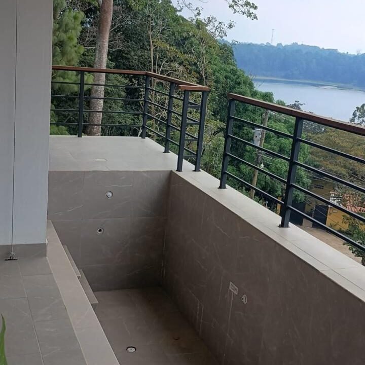 Cabaña en Laguna del Pino Vista al Lago Opción Amueblada (3)