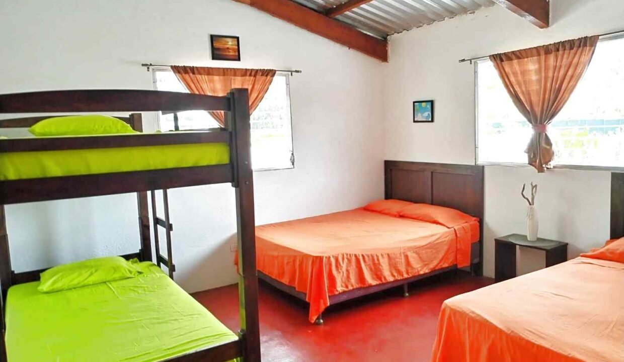 Casa en Carretera al Monterrico Amueblada y Equiparada (13)