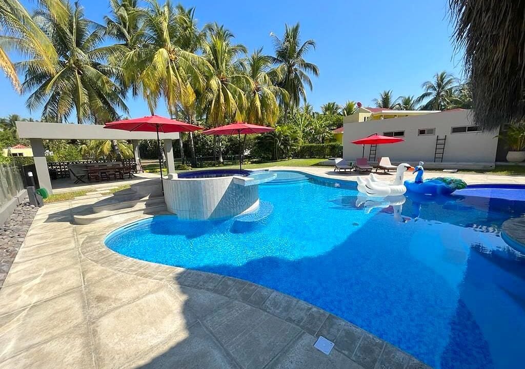 Casa en Las Olas Sur Piscina y Jacuzzi Puerto San José (10)