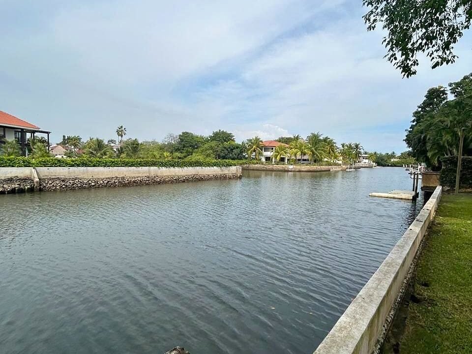 Casa en Punta Vela Recién Remodelada para 14 Personas (14)