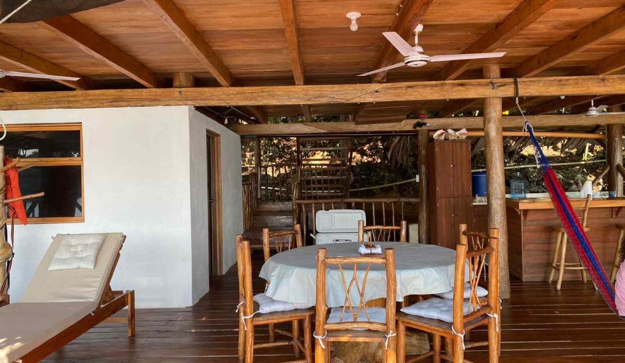 Casa en Río Dulce Excelente Estado con Paneles Solares (2)