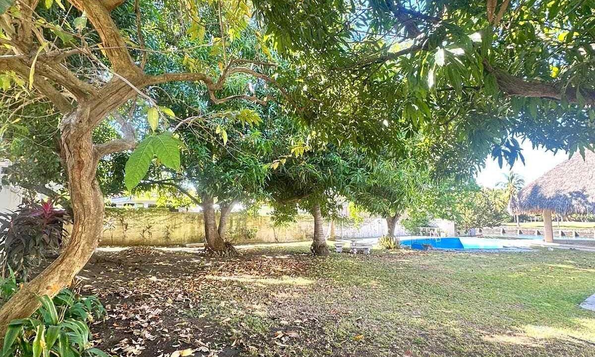 Casa En Likin Frente Al Canal Dos Terrenos (9)