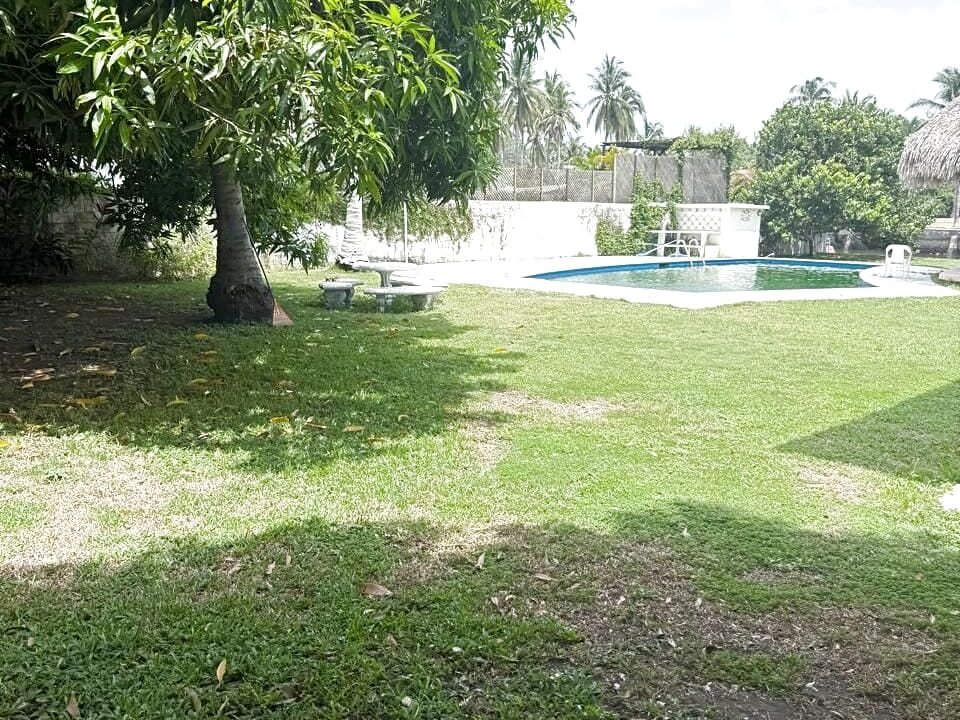 Casa En Likin Frente Al Canal Dos Terrenos Ideal Para Remodelar v2 (3)