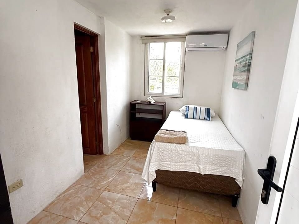 Casa En Likin Frente Al Canal Dos Terrenos Ideal Para Remodelar v2 (6)