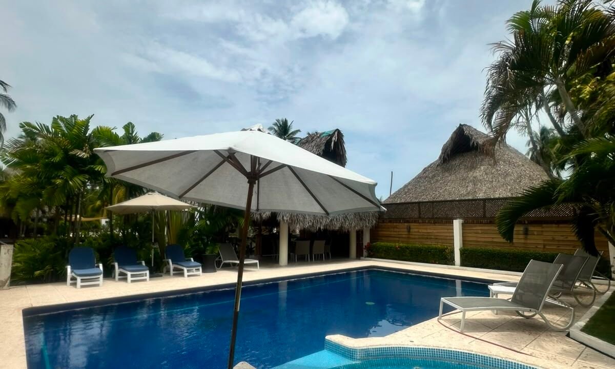 Casa en Puerta del Mar Excelente Estado Vista a la Laguna (35)