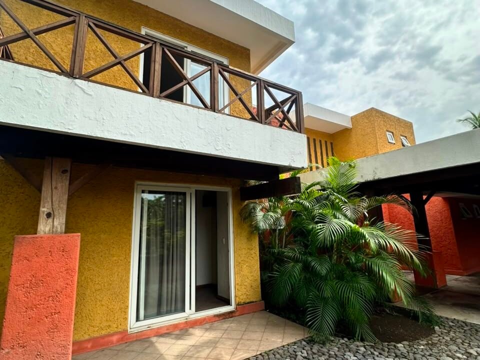 Casa en Puerta del Mar Excelente Estado Vista a la Laguna (52)
