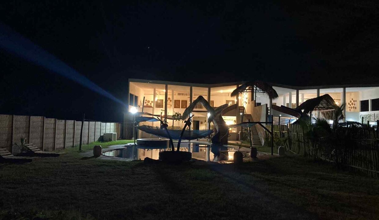 Estrellita frente al mar con tobogan (28)