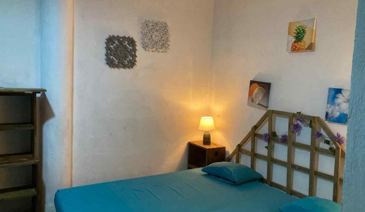 Estrellita frente al mar con tobogan (3)