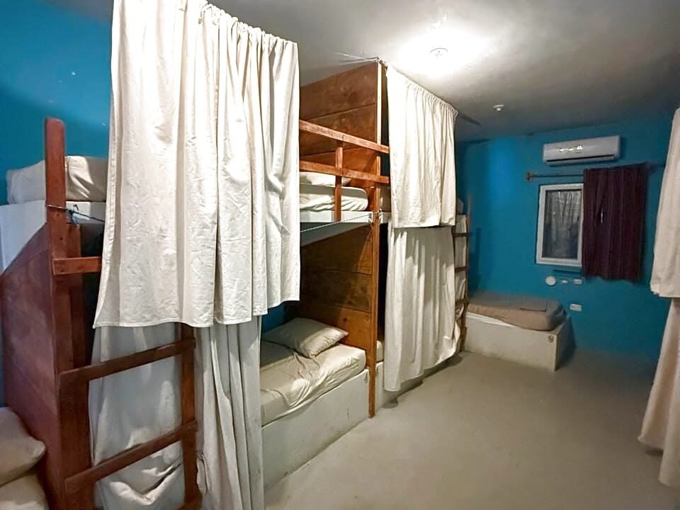 Hostal y Locales Comerciales En Zona Hotelera Propiedad Comercial en El Paredón (8)