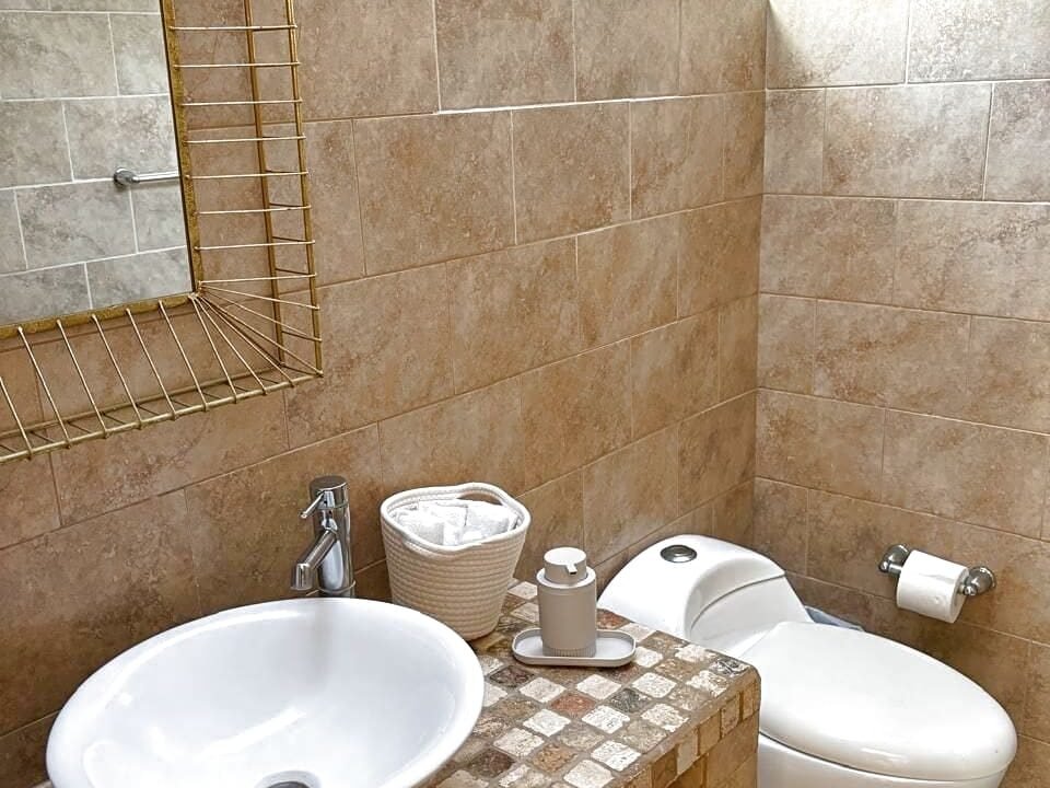 Casa En Sea Side Amplia Área Social con Jacuzzi y Preciosa Piscina Chulamar (10)