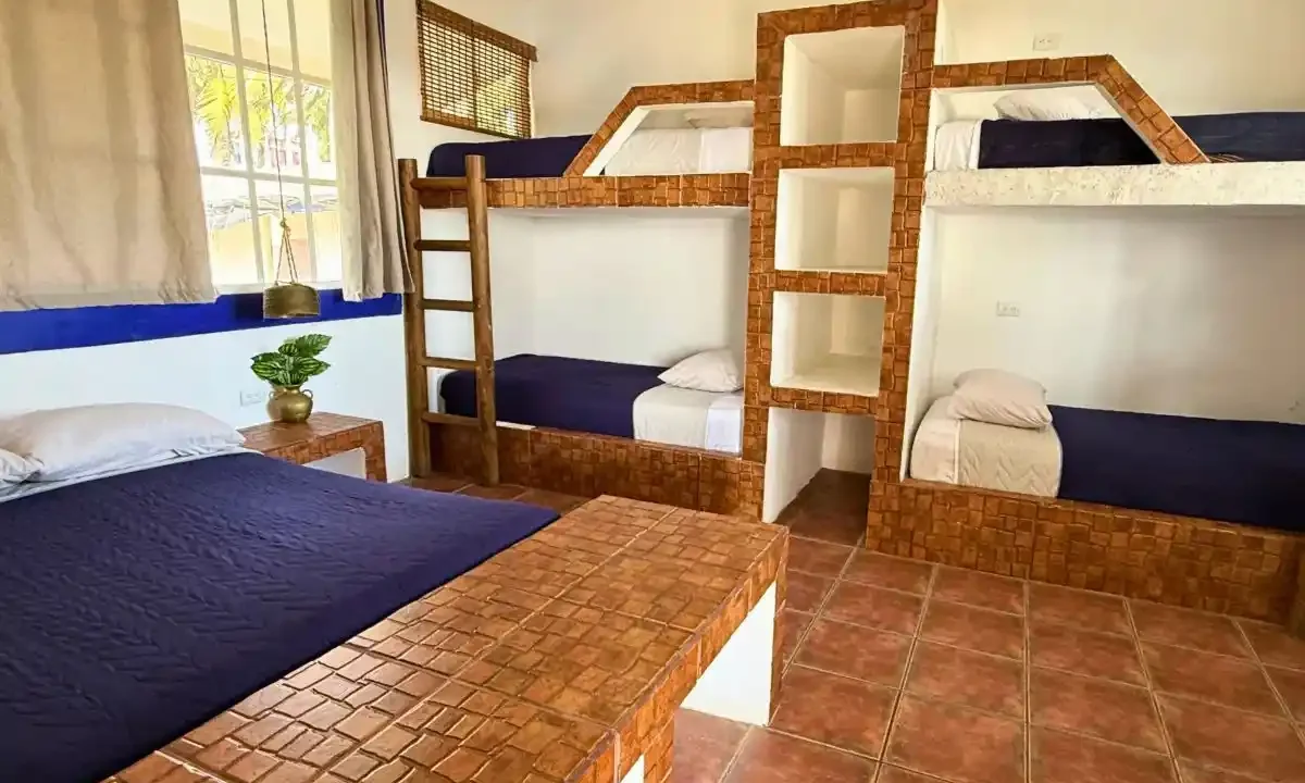 Casa Frente Al Mar Espaciosa Km 139 Monterrico (1)