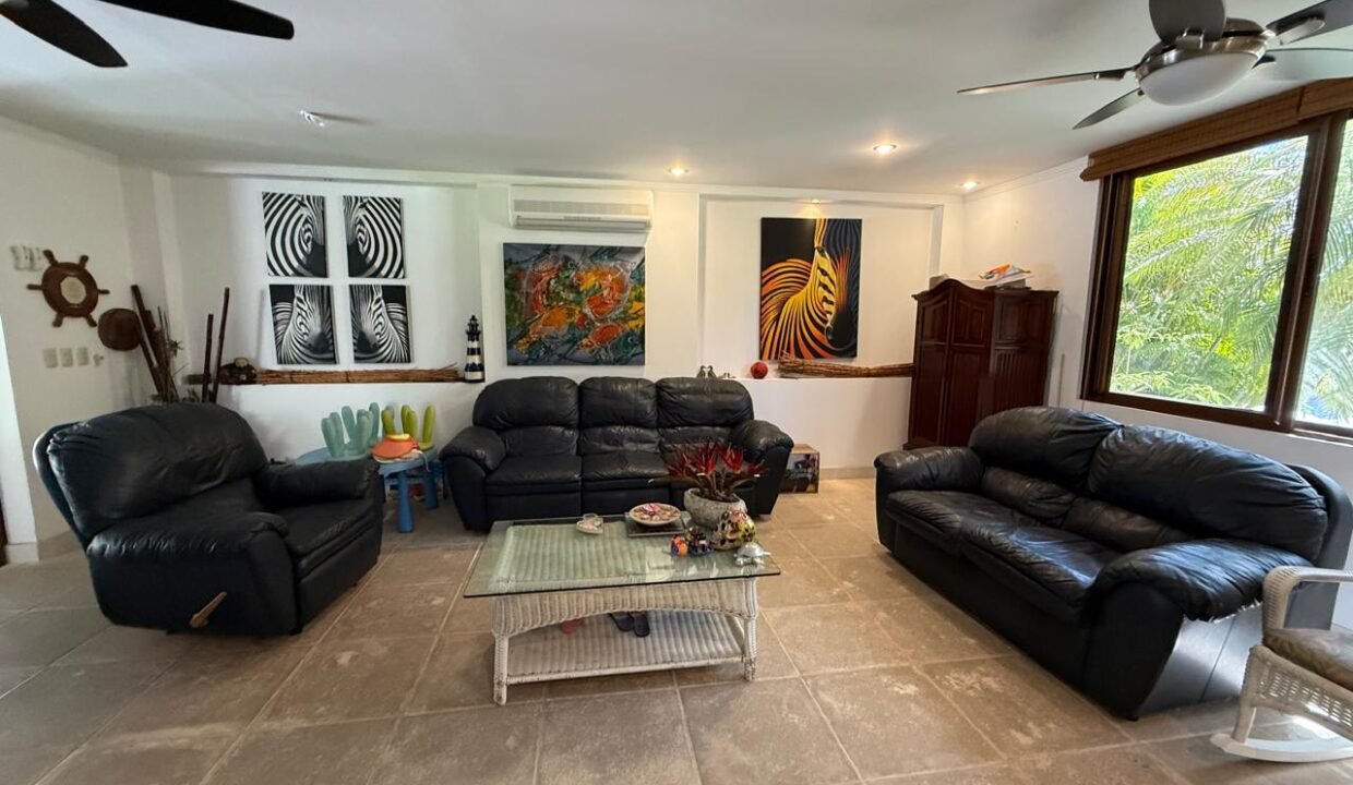 Casa en Condominio Marena Piscina y Jacuzzi Grande $575000 (6)